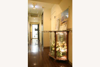 診療室までの廊下の写真